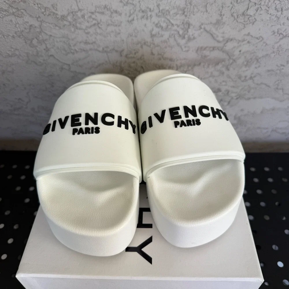 Givenchy Platform Pool Slide‎ Sandals Womens 41 White Rubber Resortwear
